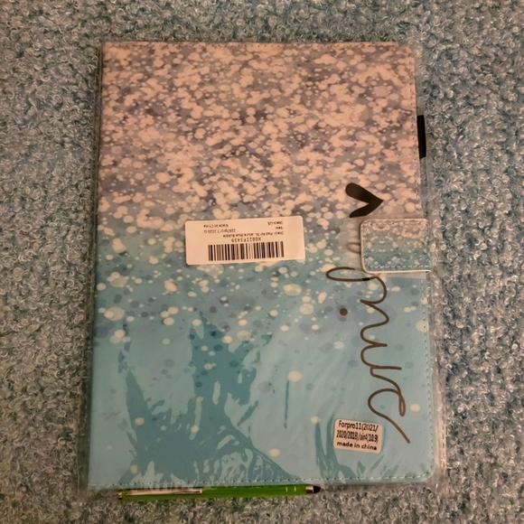 🆕️🛍 Ipad Pro 11 Case 🆕️🛍 - Picture 1 of 4